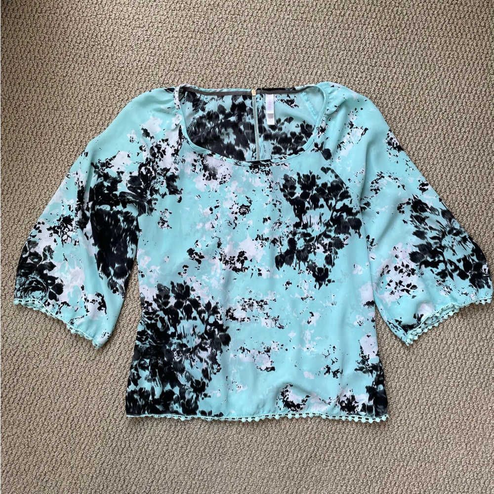 Xhilaration Blouse